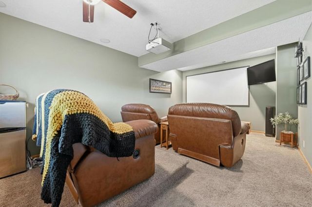 4910 CEDARBROOK Drive, Council Bluffs, IA 51503