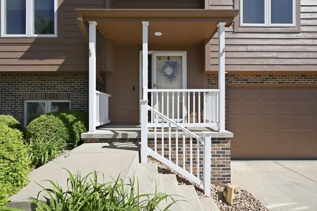 4910 CEDARBROOK Drive, Council Bluffs, IA 51503