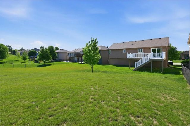 4910 CEDARBROOK Drive, Council Bluffs, IA 51503