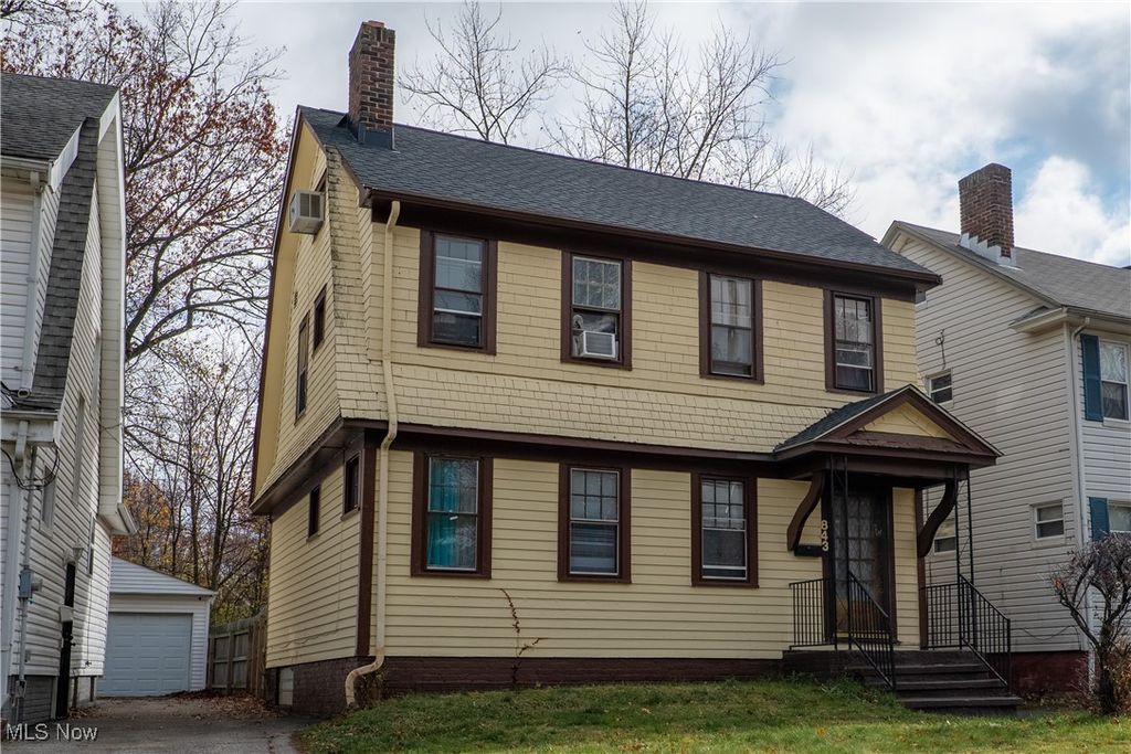 843 Caledonia Avenue, Cleveland Heights, OH 44112