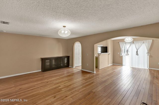 3754 VERDE GARDENS Circle, Jacksonville, FL 32218