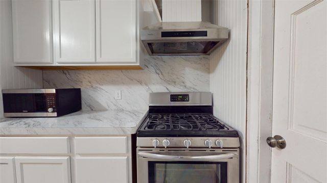 7115 Inkberry Drive, Houston, TX 77092