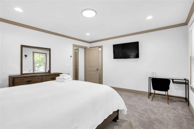 128 Nathan Road, Atlanta, GA 30331