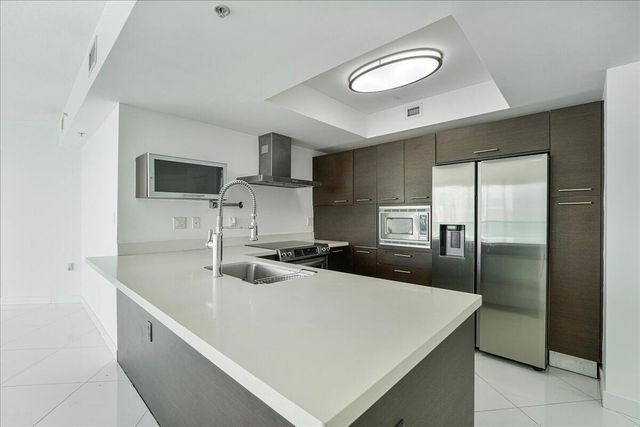 200 Sunny Isles Boulevard 2-1701, Sunny Isles Beach, FL 33160