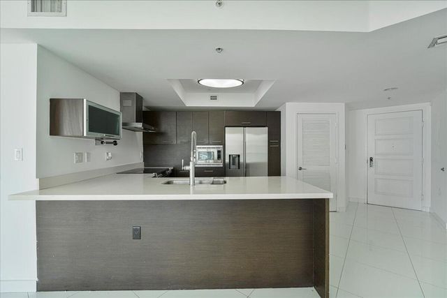 200 Sunny Isles Boulevard 2-1701, Sunny Isles Beach, FL 33160