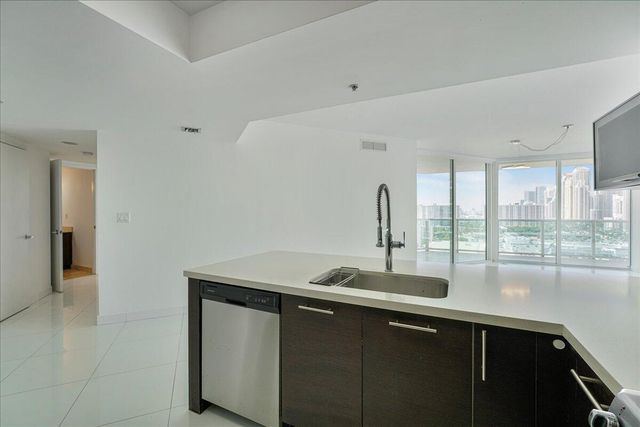 200 Sunny Isles Boulevard 2-1701, Sunny Isles Beach, FL 33160