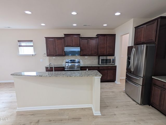 1541 Thassos Drive, Apex, NC 27502