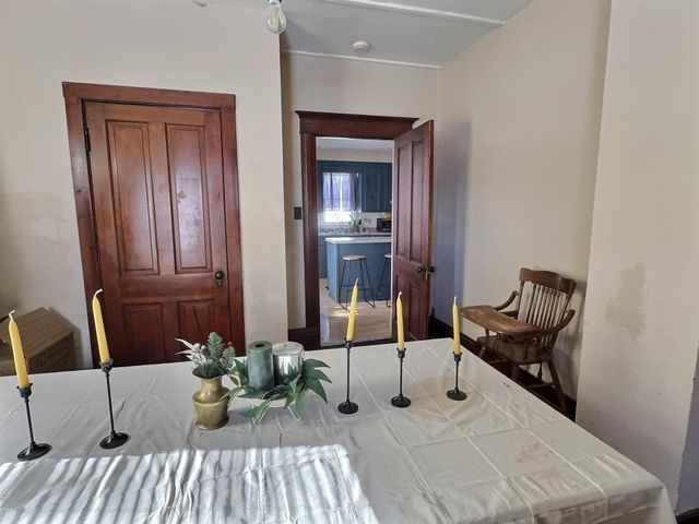 211 Allison St, Newton, KS 67114