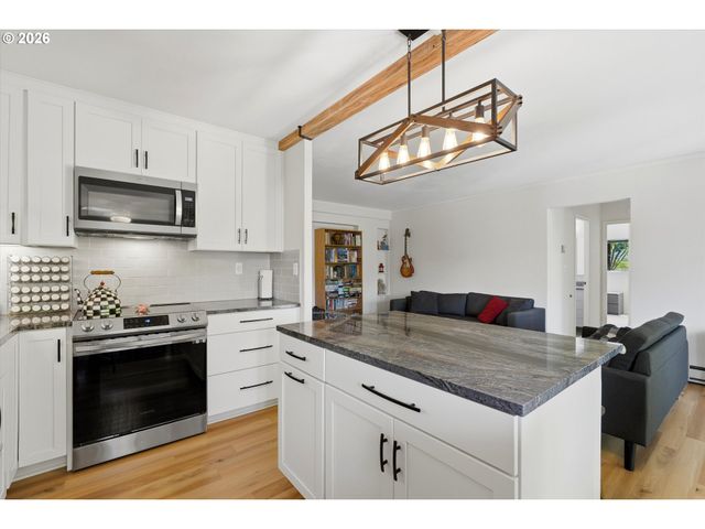 2021 Sw MAIN St 41, Portland, OR 97205
