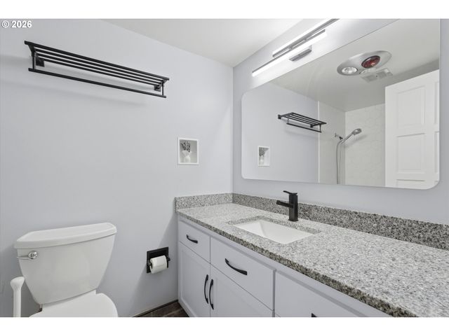 2021 Sw MAIN St 41, Portland, OR 97205