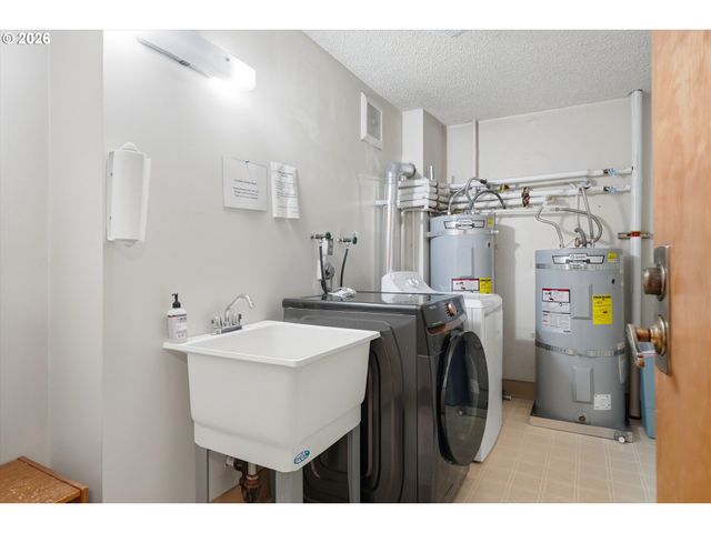 2021 Sw MAIN St 41, Portland, OR 97205