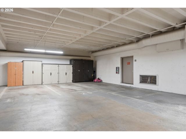 2021 Sw MAIN St 41, Portland, OR 97205