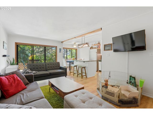 2021 Sw MAIN St 41, Portland, OR 97205