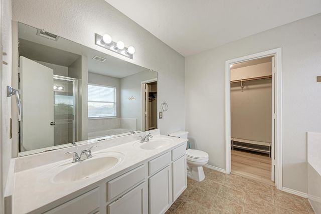 115 Camellia DR, Hutto, TX 78634