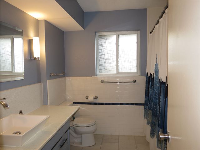 10505 Swallow Lane, Dallas, TX 75218