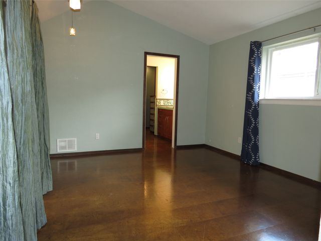 10505 Swallow Lane, Dallas, TX 75218