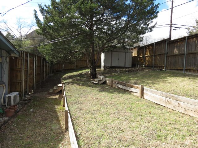 10505 Swallow Lane, Dallas, TX 75218