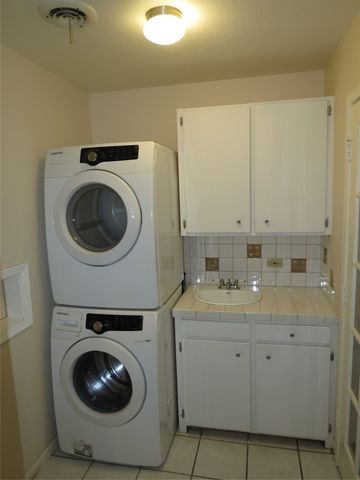 10505 Swallow Lane, Dallas, TX 75218