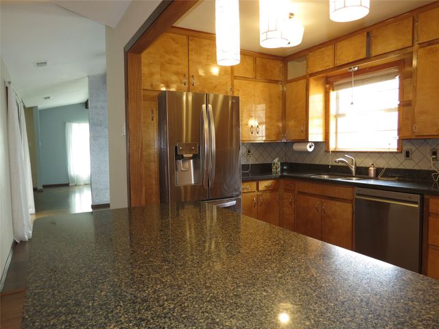 10505 Swallow Lane, Dallas, TX 75218