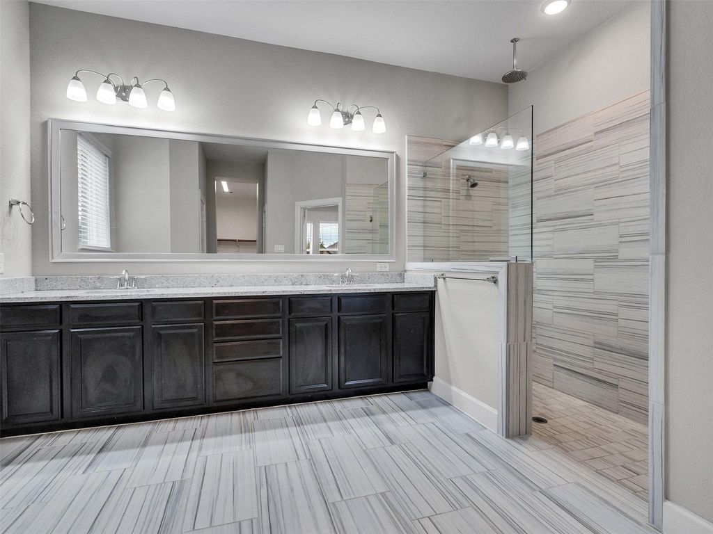 Image 22 of property listing at 7003 Goldstrum Way, Katy, TX 77493