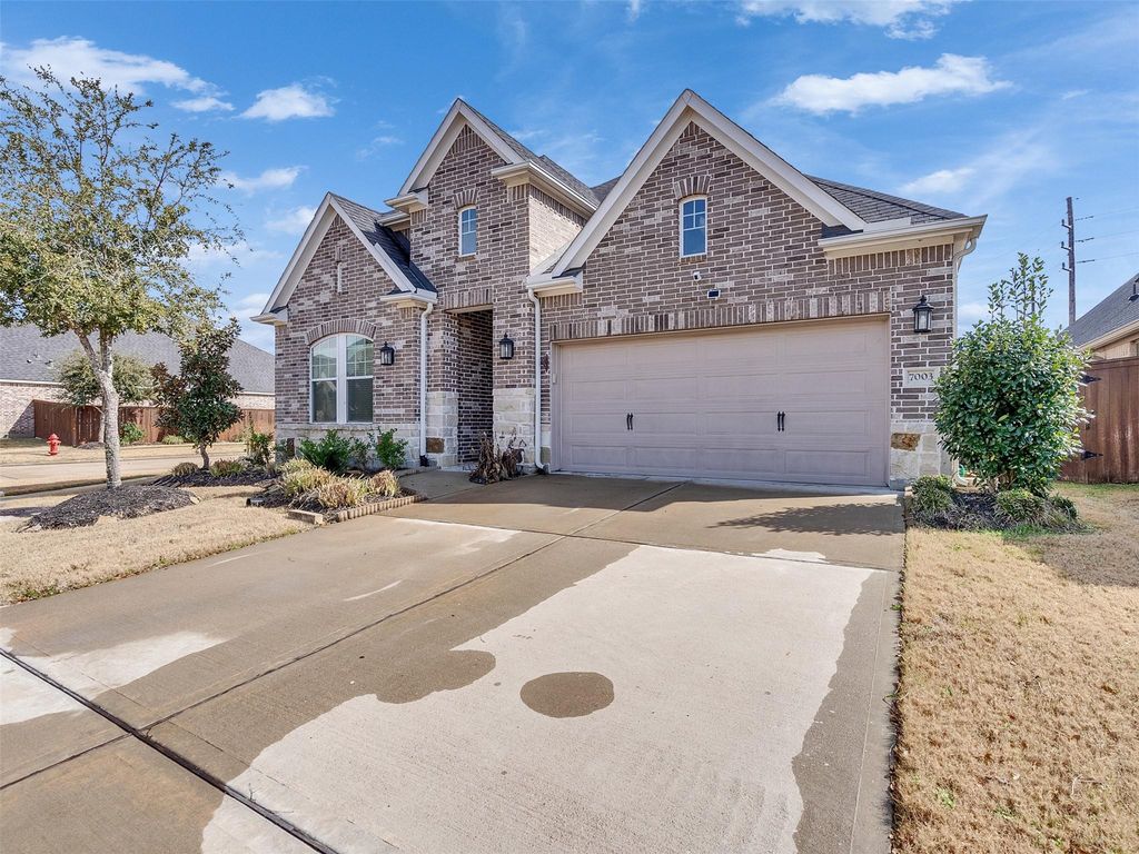 Image 36 of property listing at 7003 Goldstrum Way, Katy, TX 77493
