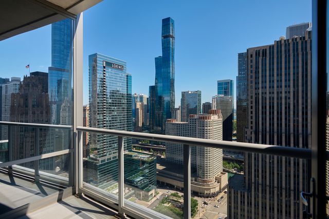 240 E Illinois Street 3001, Chicago, IL 60611