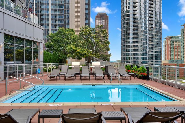 240 E Illinois Street 3001, Chicago, IL 60611