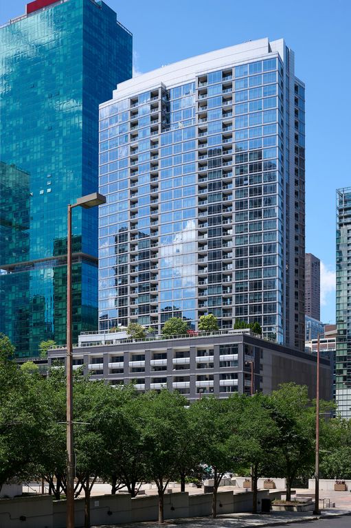 240 E Illinois Street 3001, Chicago, IL 60611