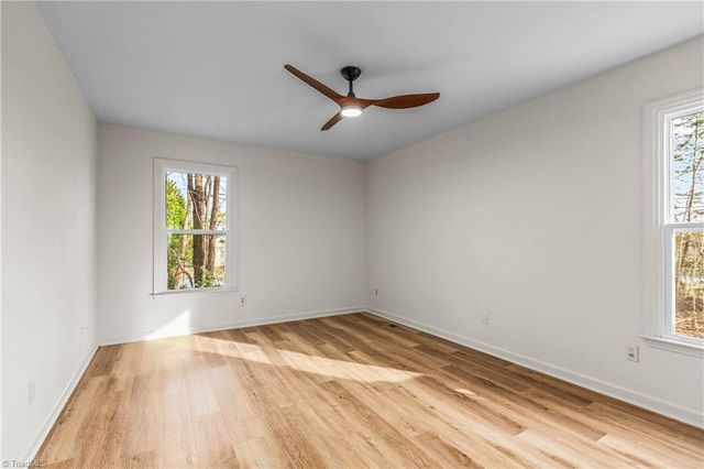 976 Chatfield Drive, Jamestown, NC 27282