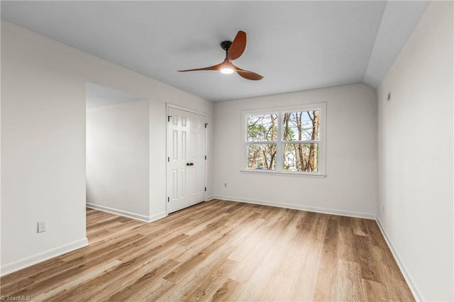 976 Chatfield Drive, Jamestown, NC 27282