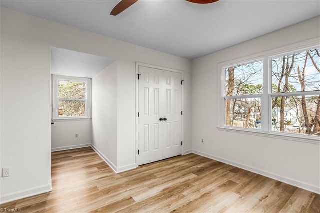 976 Chatfield Drive, Jamestown, NC 27282