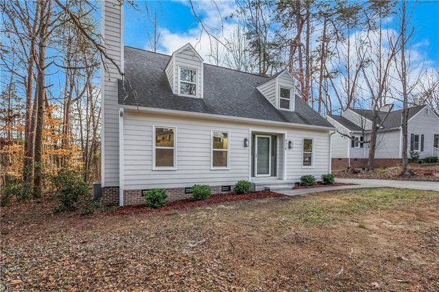 976 Chatfield Drive, Jamestown, NC 27282