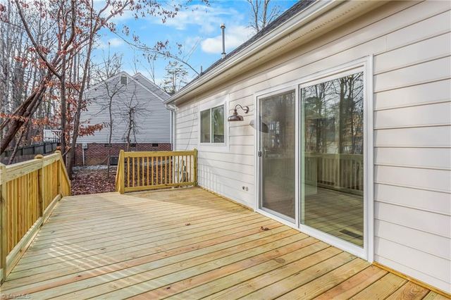 976 Chatfield Drive, Jamestown, NC 27282