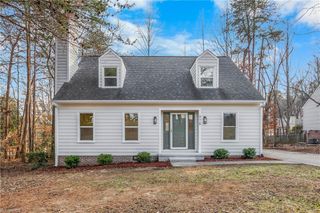 976 Chatfield Drive, Jamestown, NC 27282