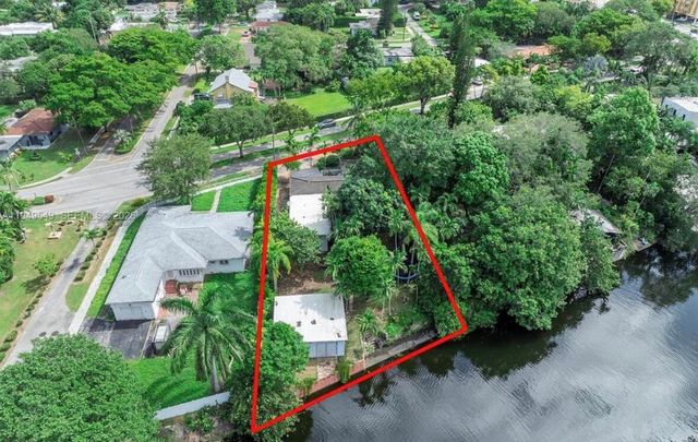 12660 GRIFFING Boulevard, North Miami, FL 33161