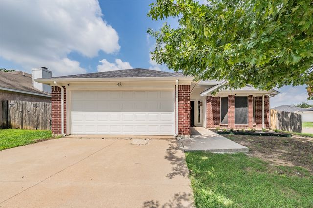 7000 Rovato Drive, Arlington, TX 76001