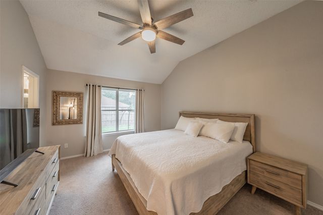 7000 Rovato Drive, Arlington, TX 76001