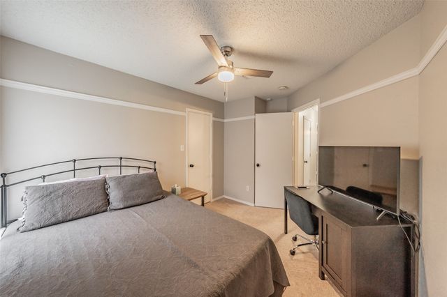 7000 Rovato Drive, Arlington, TX 76001