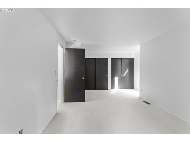 3676 SPRING Ln, Lake Oswego, OR 97035