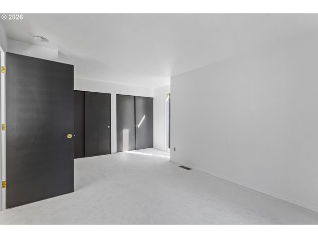 3676 SPRING Ln, Lake Oswego, OR 97035