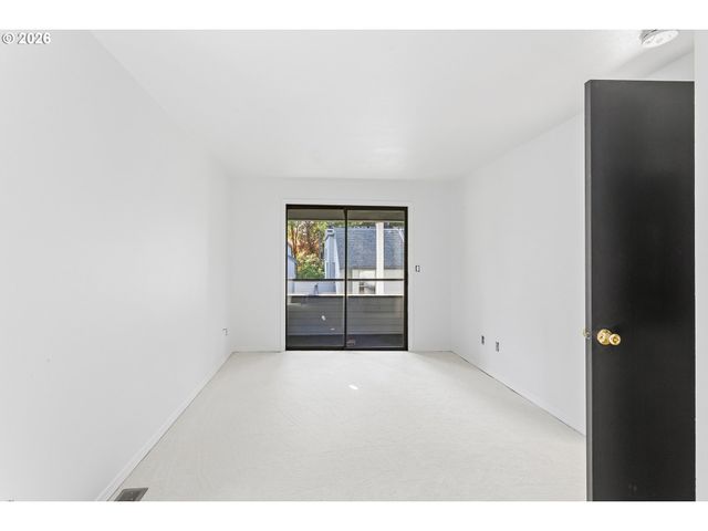 3676 SPRING Ln, Lake Oswego, OR 97035