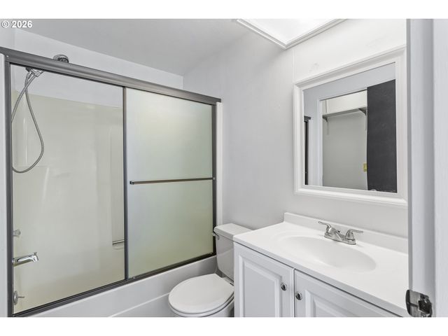 3676 SPRING Ln, Lake Oswego, OR 97035