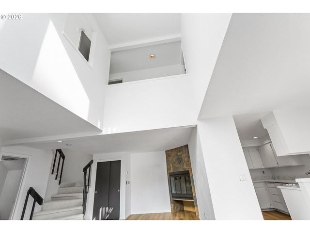 3676 SPRING Ln, Lake Oswego, OR 97035