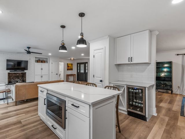 2209 Demeron Road, Tallahassee, FL 32308