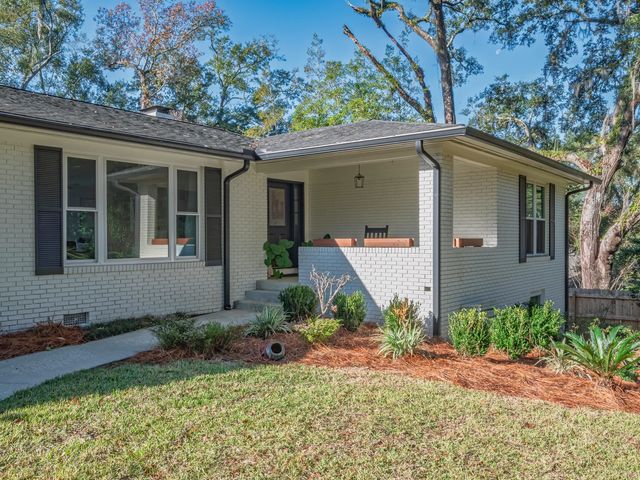 2209 Demeron Road, Tallahassee, FL 32308
