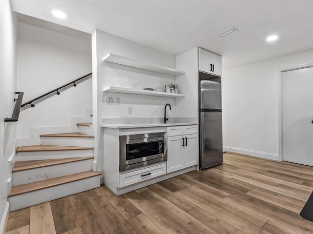 2209 Demeron Road, Tallahassee, FL 32308