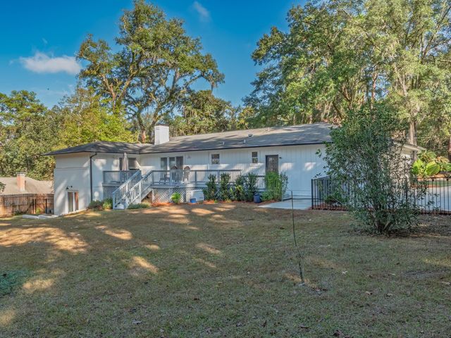 2209 Demeron Road, Tallahassee, FL 32308