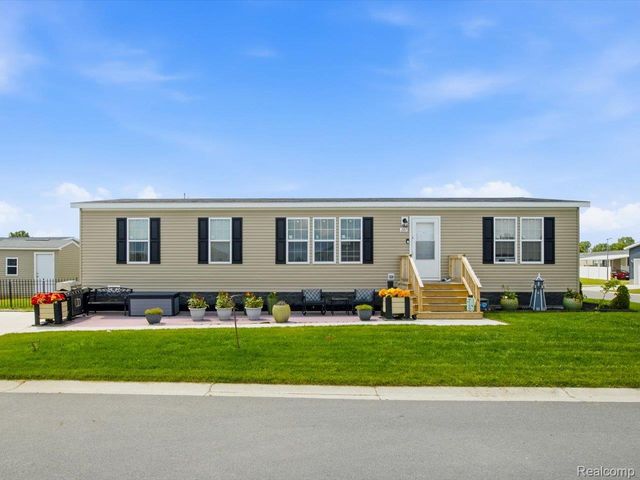 287 Rosebud Court, Port Huron Charter Township, MI 48060