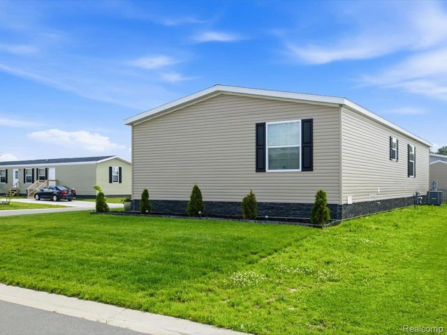287 Rosebud Court, Port Huron Charter Township, MI 48060