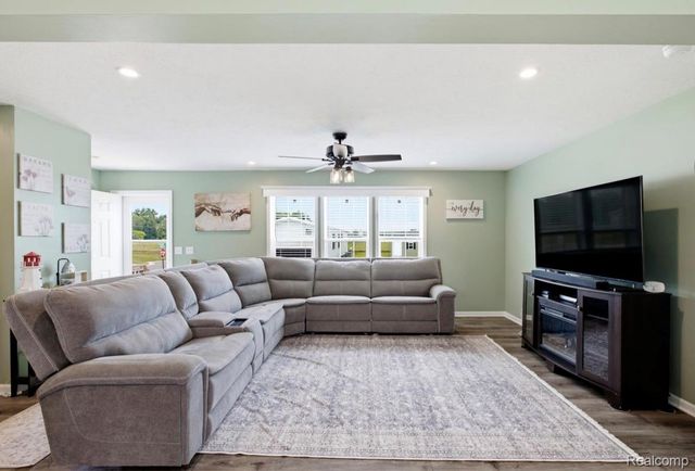 287 Rosebud Court, Port Huron Charter Township, MI 48060